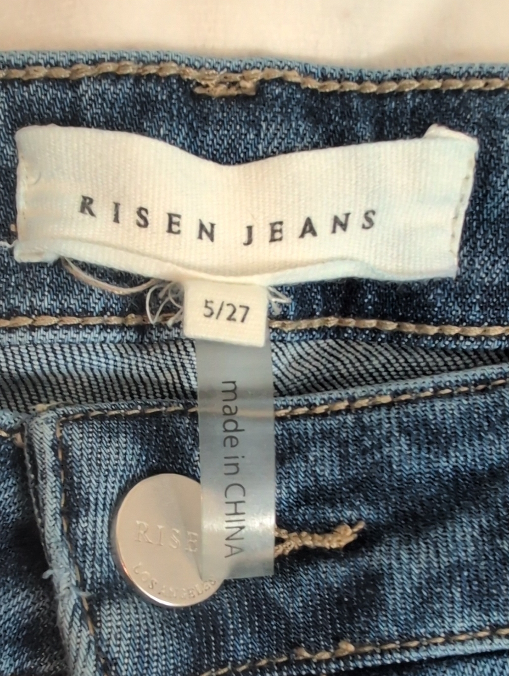 Risen Chestnut Ridge High Rise Flare Jeans Womens 27 RDP5913-DK Dark Wash - Picture 2 of 7